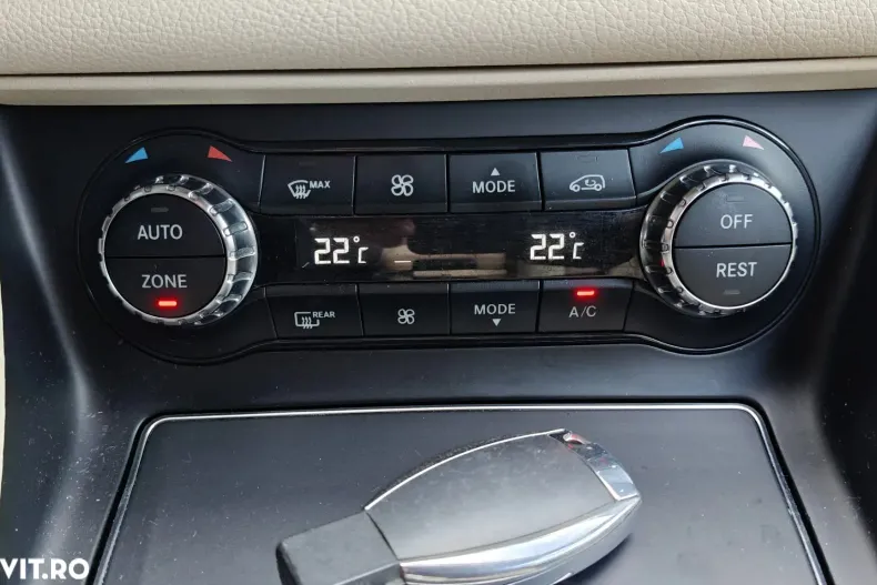 Mercedes-Benz GLA din 2019 cu 74.198 km - oferta MER153960 - foto 21