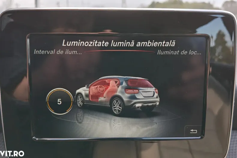 Mercedes-Benz GLA din 2019 cu 74.198 km - oferta MER153960 - foto 27