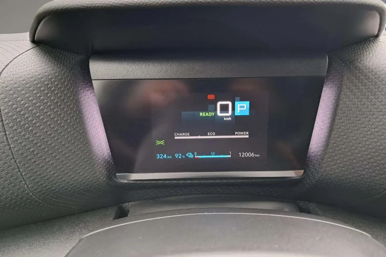 Citroën C4X din 2023 cu 20.380 km - oferta CIT153965 - foto 6