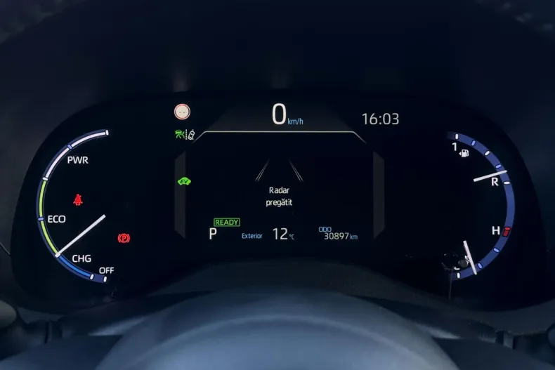 Toyota Yaris Cross din 2022 cu 30.897 km - oferta TOY153967 - foto 19