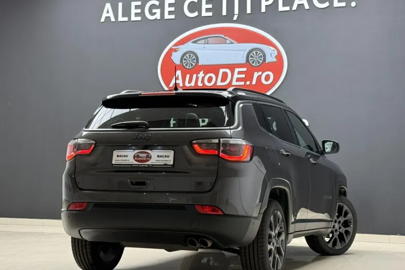 Jeep Compass din 2021 cu 159.570 km - oferta JEE153969 - foto 3