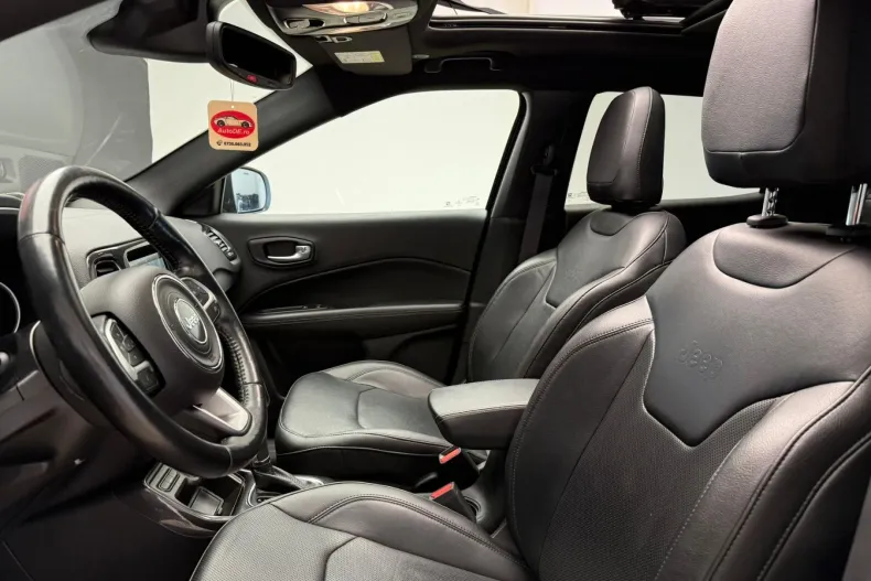 Jeep Compass din 2021 cu 159.570 km - oferta JEE153969 - foto 6