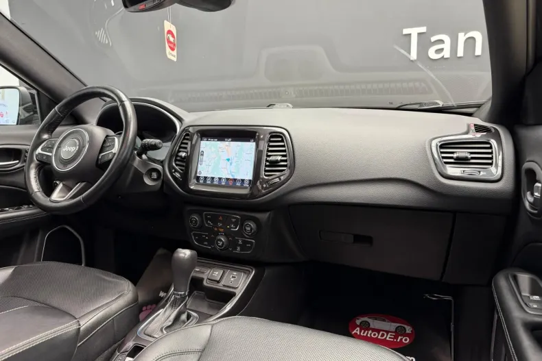Jeep Compass din 2021 cu 159.570 km - oferta JEE153969 - foto 8