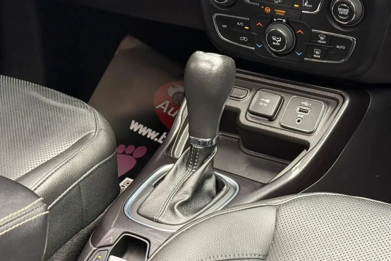 Jeep Compass din 2021 cu 159.570 km - oferta JEE153969 - foto 11