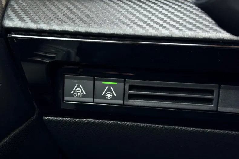 Peugeot 508 din 2020 cu 168.102 km - oferta PEU153970 - foto 17