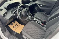 Peugeot 2008 din 2024 cu 120 km - oferta PEU153971 - foto 9