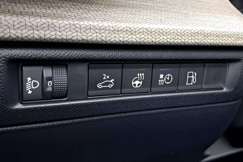 Citroën C5 X din 2023 cu 17.654 km - oferta CIT153976 - foto 16