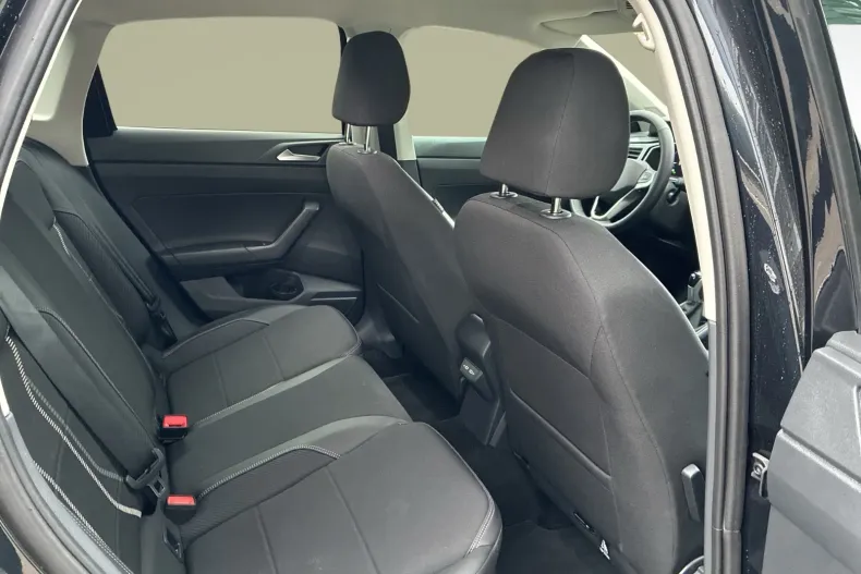 Volkswagen Taigo din 2025 cu 5.000 km - oferta VOL153978 - foto 9