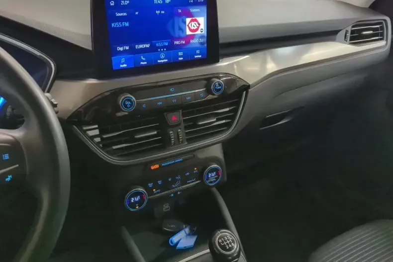 Ford Kuga din 2023 cu 61.480 km - oferta FOR153982 - foto 4