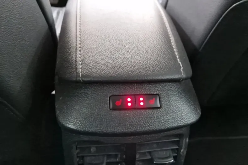 Ford Mondeo din 2020 cu 80.278 km - oferta FOR153983 - foto 10