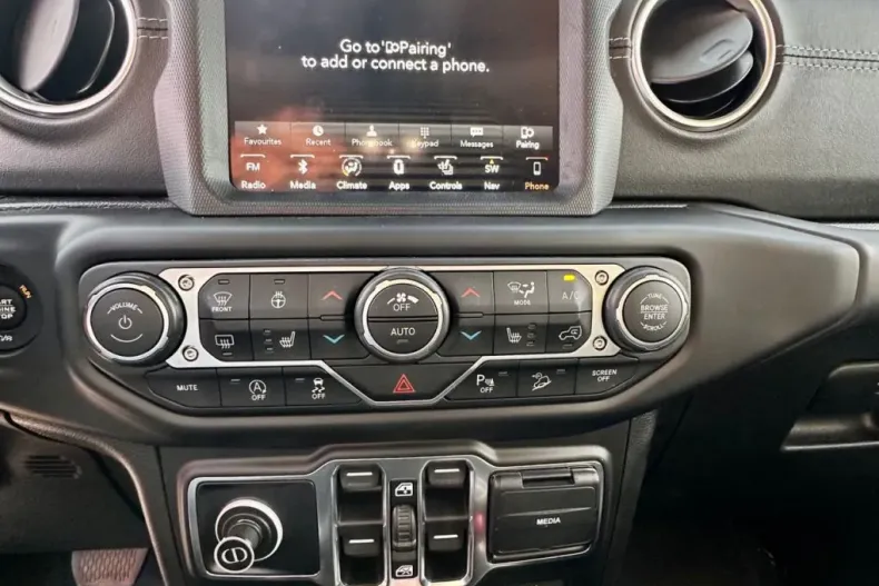 Jeep Wrangler din 2019 cu 65.300 km - oferta JEE153987 - foto 13