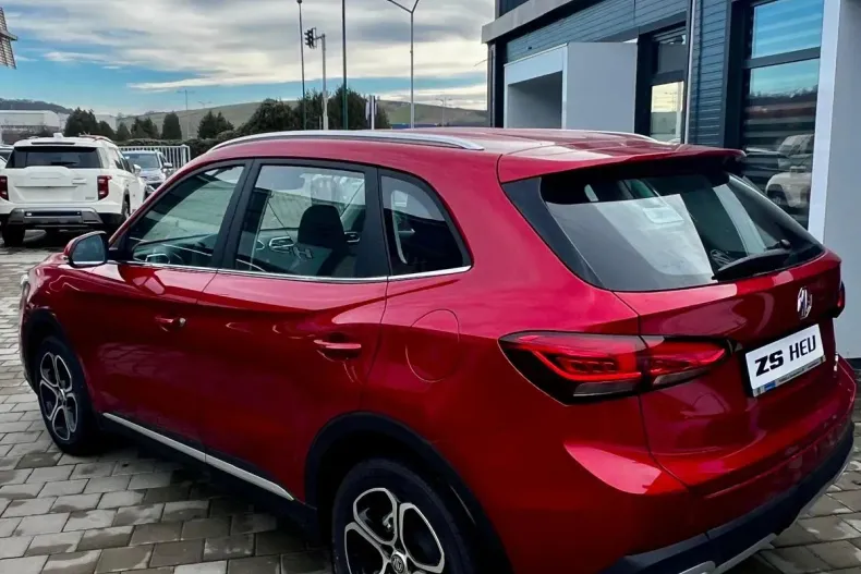 MG ZS HEV din 2025 cu 10 km - oferta MG0153988 - foto 2