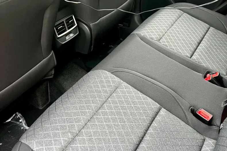 MG ZS HEV din 2025 cu 10 km - oferta MG0153988 - foto 10