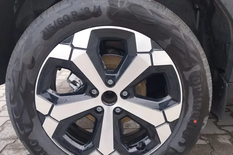 Dacia Duster din 2025 cu 4 km - oferta DAC153994 - foto 4