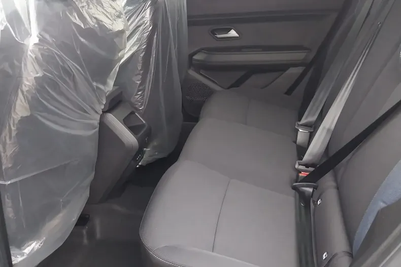 Dacia Duster din 2025 cu 4 km - oferta DAC153994 - foto 19