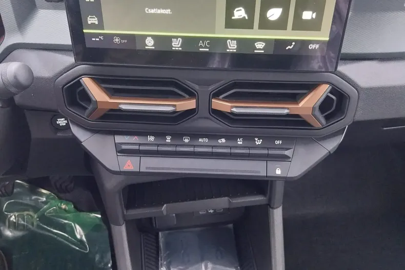 Dacia Duster din 2025 cu 6 km - oferta DAC153995 - foto 9