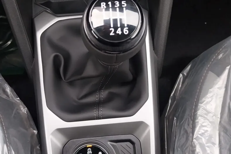 Dacia Duster din 2025 cu 6 km - oferta DAC153995 - foto 10