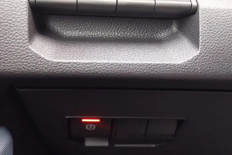 Dacia Duster din 2025 cu 13 km - oferta DAC153996 - foto 10