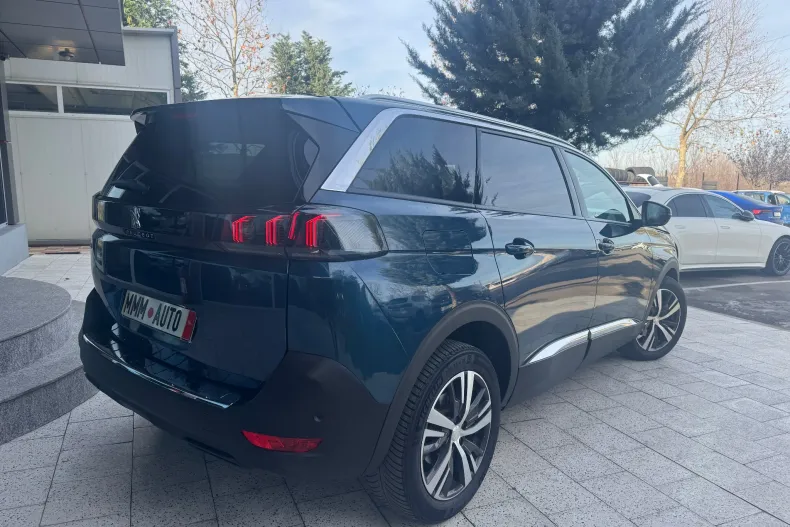 Peugeot 5008 din 2022 cu 150.000 km - oferta PEU153998 - foto 2