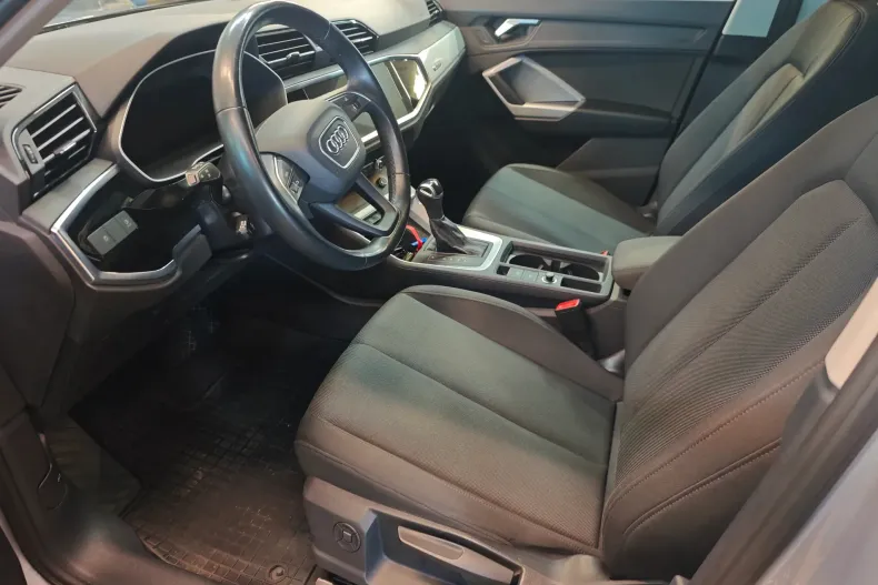 Audi Q3 din 2021 cu 58.945 km - oferta AUD154000 - foto 12