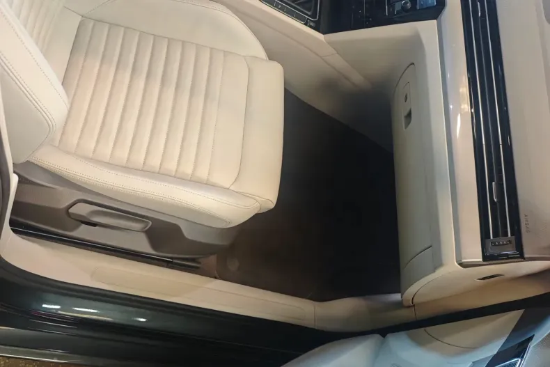 Volkswagen Passat din 2021 cu 72.690 km - oferta VOL154002 - foto 12