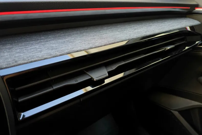 Renault Austral din 2023 cu 67.489 km - oferta REN154004 - foto 9