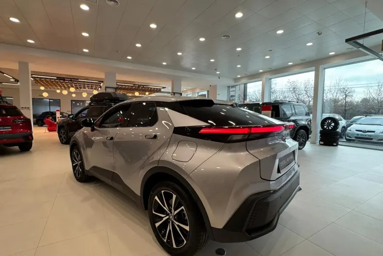 Toyota C-HR din 2025 cu 5 km - oferta TOY154005 - foto 4