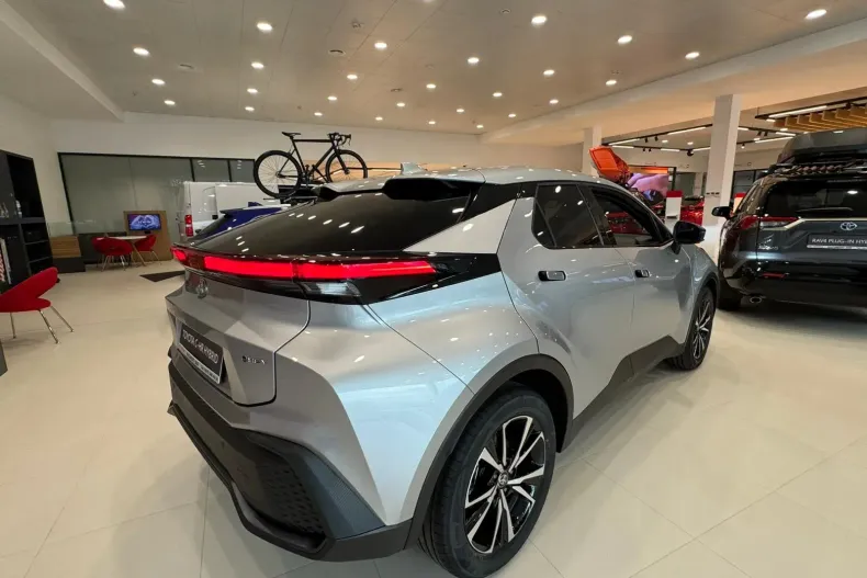 Toyota C-HR din 2025 cu 5 km - oferta TOY154005 - foto 5