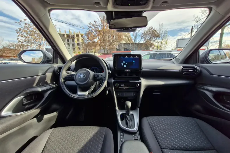 Toyota Yaris Cross din 2025 cu 5 km - oferta TOY154006 - foto 15