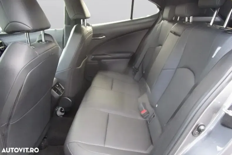 Lexus UX din 2021 cu 69.329 km - oferta LEX154011 - foto 7