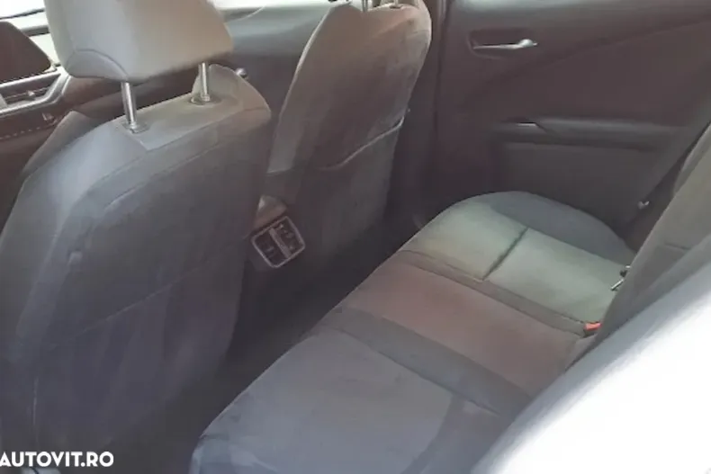 Lexus UX din 2022 cu 56.683 km - oferta LEX154012 - foto 8