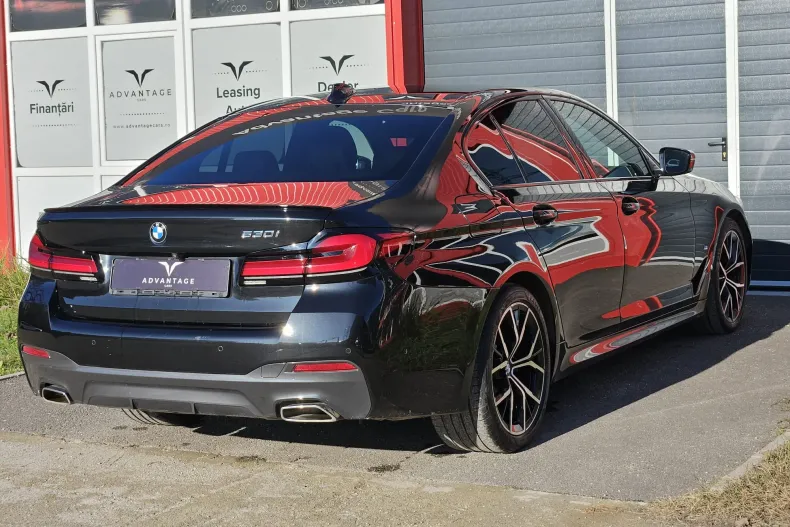 BMW Seria 5 din 2022 cu 33.767 km - oferta BMW154019 - foto 5