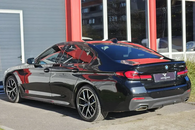 BMW Seria 5 din 2022 cu 33.767 km - oferta BMW154019 - foto 6