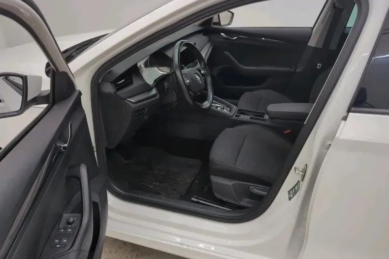 Skoda Octavia din 2020 cu 67.618 km - oferta SKO154021 - foto 3