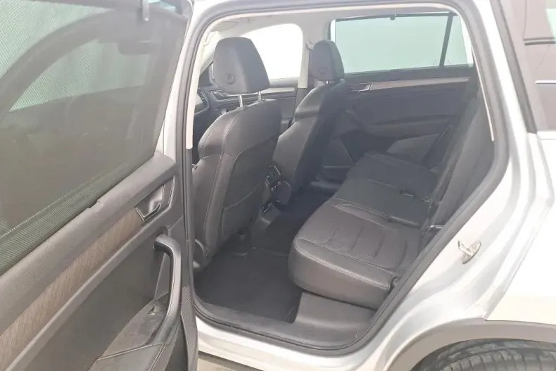 Skoda Kodiaq din 2021 cu 48.372 km - oferta SKO154022 - foto 8