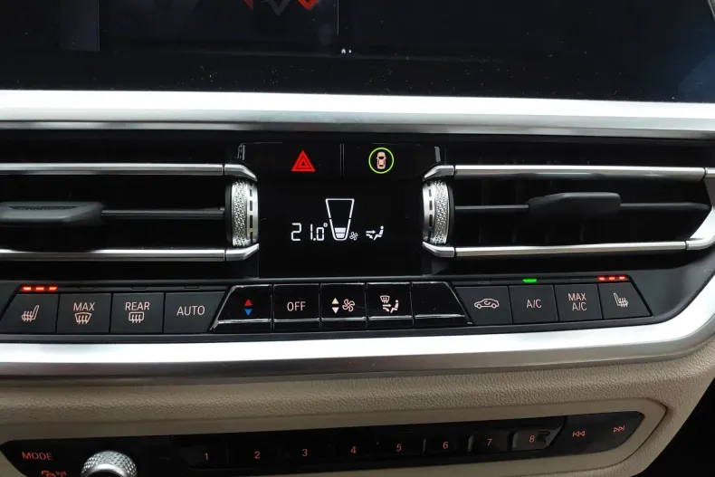 BMW Seria 3 din 2021 cu 77.322 km - oferta BMW154023 - foto 8