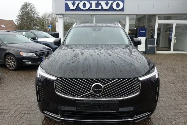 Volvo XC90 din 2025 cu 22.800 km - oferta VOL154025 - foto 2