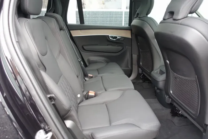 Volvo XC90 din 2025 cu 22.800 km - oferta VOL154025 - foto 17