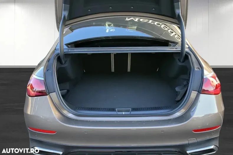 Mercedes-Benz E din 2025 cu 9.100 km - oferta MER154026 - foto 17