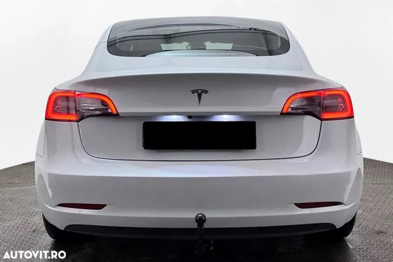 Tesla Model 3 din 2023 cu 34.265 km - oferta TES154027 - foto 6