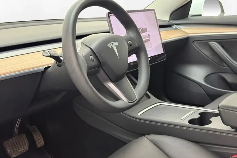 Tesla Model 3 din 2023 cu 34.265 km - oferta TES154027 - foto 12