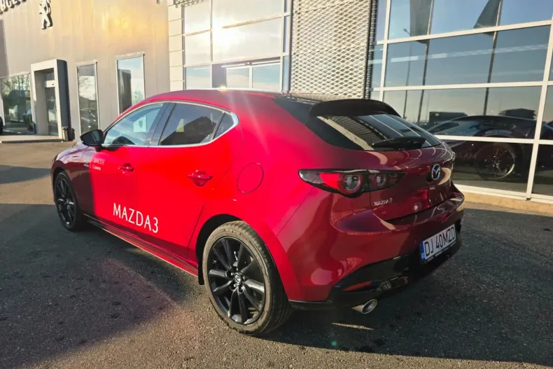 Mazda 3 din 2025 cu 3.500 km - oferta MAZ154041 - foto 4