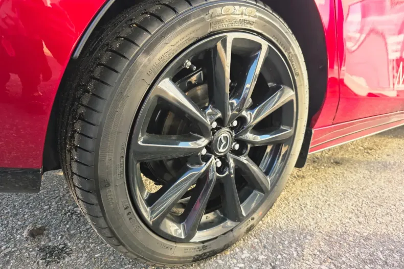 Mazda 3 din 2025 cu 3.500 km - oferta MAZ154041 - foto 14