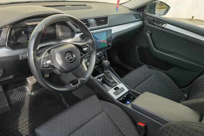 Skoda Superb din 2023 cu 77.261 km - oferta SKO154044 - foto 12