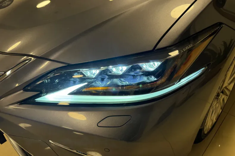 Lexus Seria ES din 2019 cu 129.500 km - oferta LEX154045 - foto 37