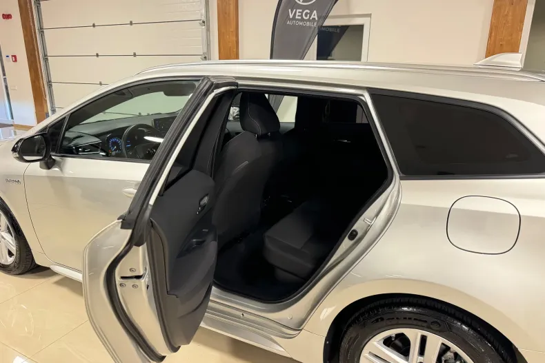 Toyota Corolla din 2021 cu 142.000 km - oferta TOY154046 - foto 8