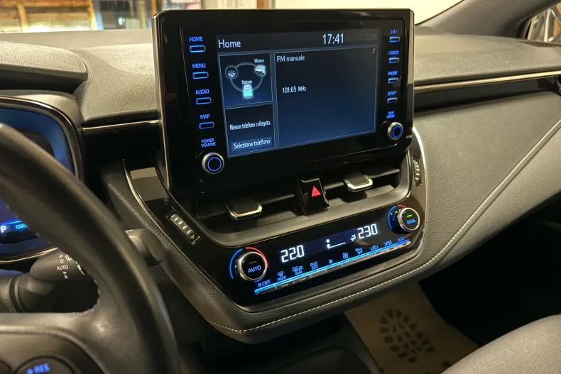 Toyota Corolla din 2021 cu 142.000 km - oferta TOY154046 - foto 23