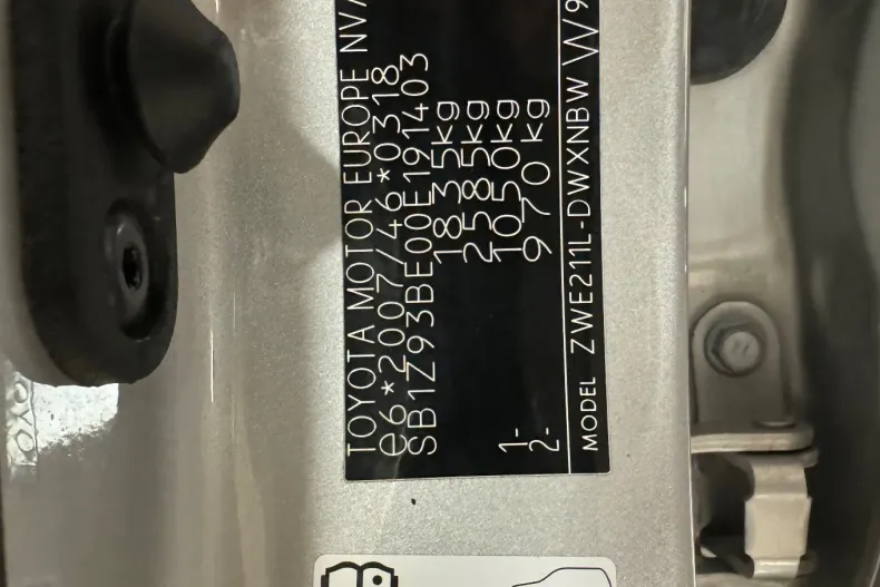 Toyota Corolla din 2021 cu 142.000 km - oferta TOY154046 - foto 25