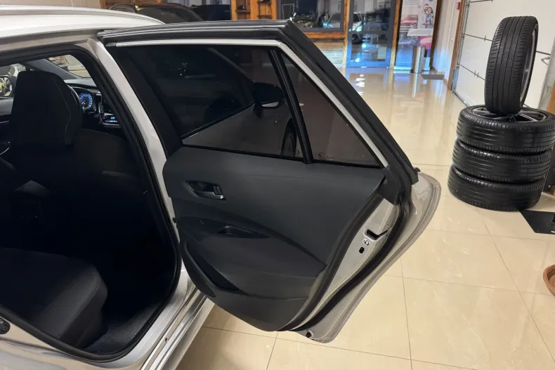 Toyota Corolla din 2021 cu 142.000 km - oferta TOY154046 - foto 28