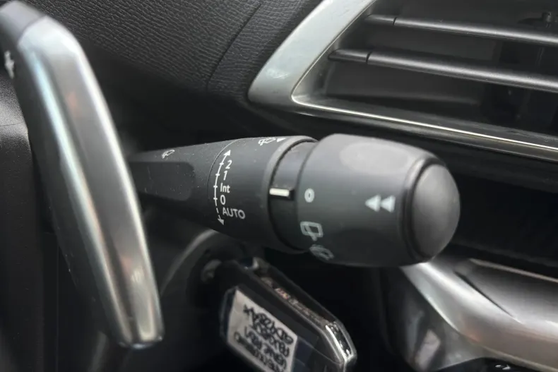 Peugeot 5008 din 2020 cu 77.600 km - oferta PEU154047 - foto 16